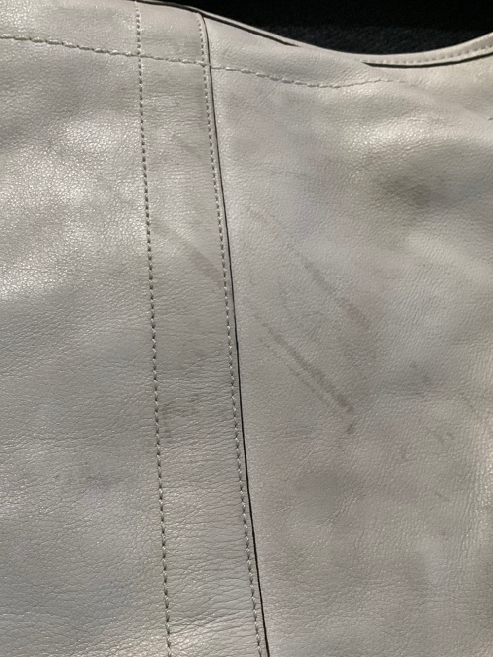Coach Cream Leather Hobo with Gold Turn-Lock - Picture 5 of 16